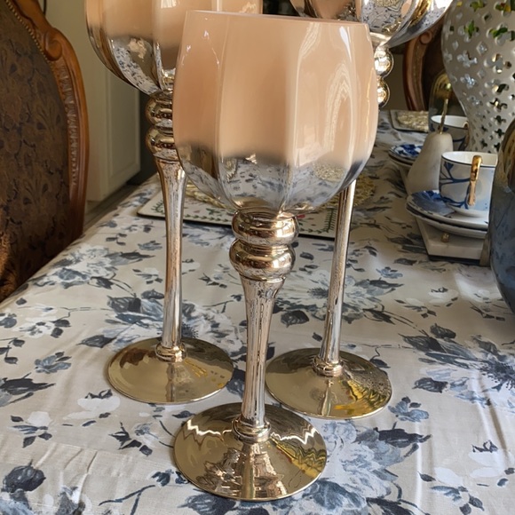 Three pieces of glass candle holders - Picture 3 of 3